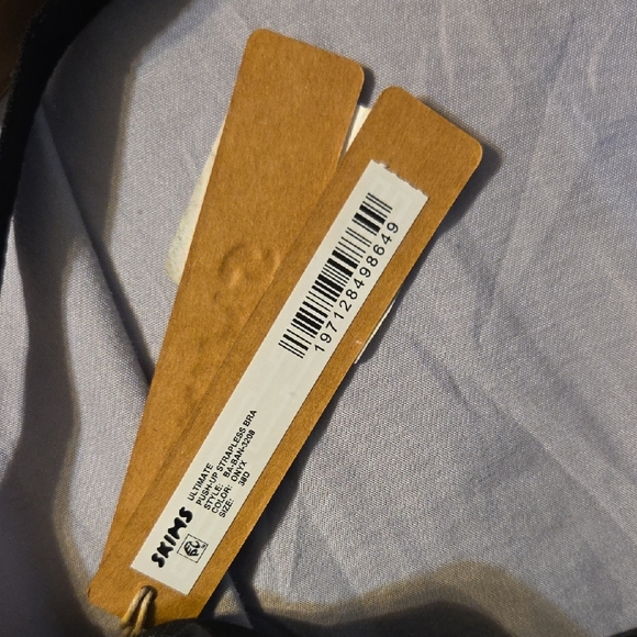 SKIMS Black and Tan Bras NEW! - Picture 2 of 6